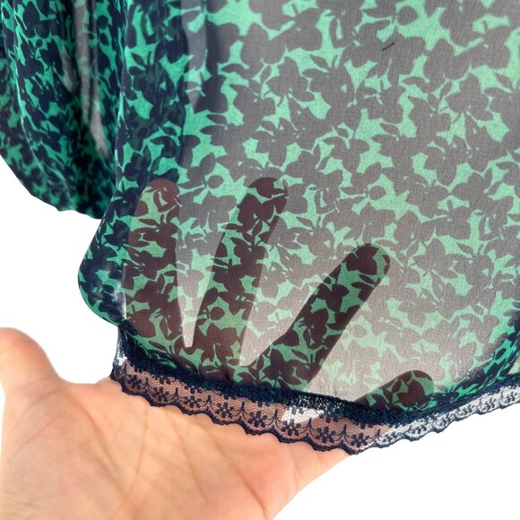 Lush Green Navy Sheer Lace Accent Blouse Half Sleeve Size Medium - Picture 7 of 11